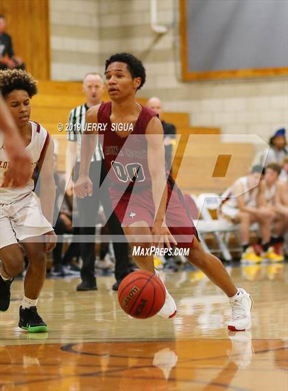 Thumbnail 2 in Clovis West vs. Laguna Creek (NorCal tip Off) photogallery.