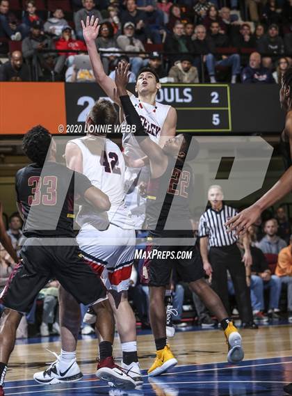 Thumbnail 1 in Horace Greeley vs. Mount Vernon (Section 1 Class AA Final) photogallery.