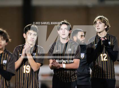 Thumbnail 2 in Crespi vs Chaminade photogallery.