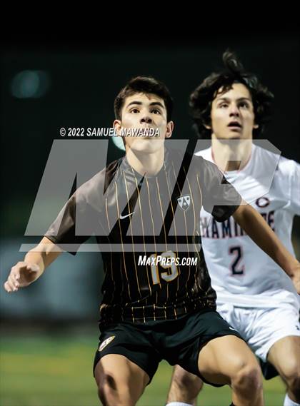 Thumbnail 2 in Crespi vs Chaminade photogallery.