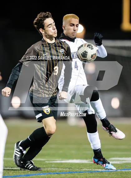 Thumbnail 3 in Crespi vs Chaminade photogallery.