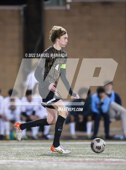 Thumbnail 3 in Crespi vs Chaminade photogallery.
