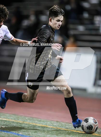 Thumbnail 3 in Crespi vs Chaminade photogallery.