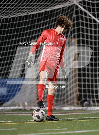 Thumbnail 2 in Crespi vs Chaminade photogallery.