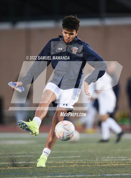 Thumbnail 2 in Crespi vs Chaminade photogallery.