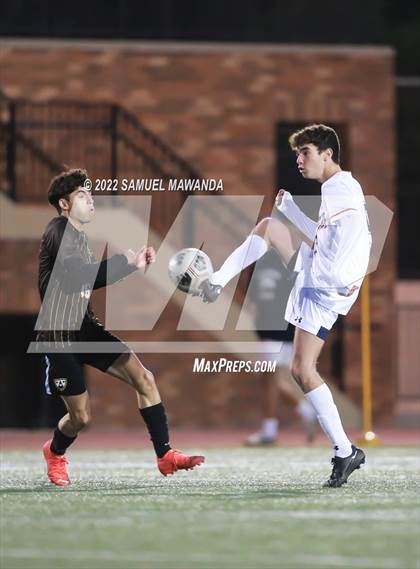 Thumbnail 1 in Crespi vs Chaminade photogallery.