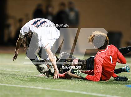 Thumbnail 3 in Crespi vs Chaminade photogallery.