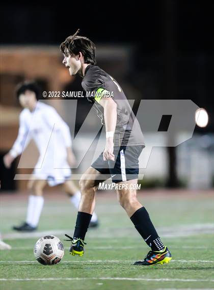 Thumbnail 1 in Crespi vs Chaminade photogallery.