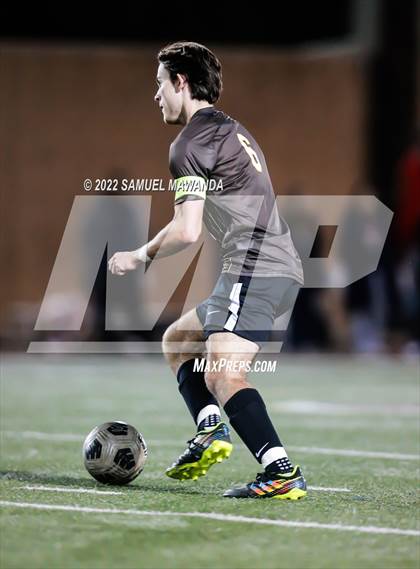 Thumbnail 3 in Crespi vs Chaminade photogallery.