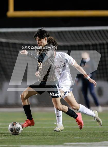 Thumbnail 3 in Crespi vs Chaminade photogallery.