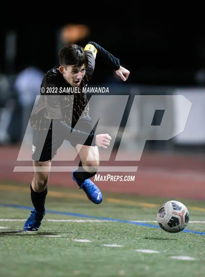 Thumbnail 2 in Crespi vs Chaminade photogallery.