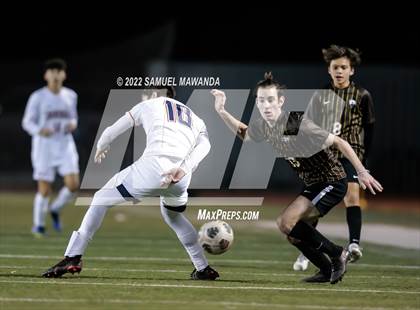 Thumbnail 2 in Crespi vs Chaminade photogallery.