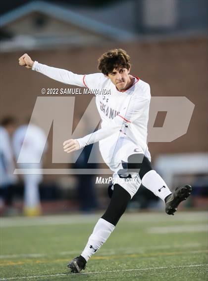 Thumbnail 1 in Crespi vs Chaminade photogallery.