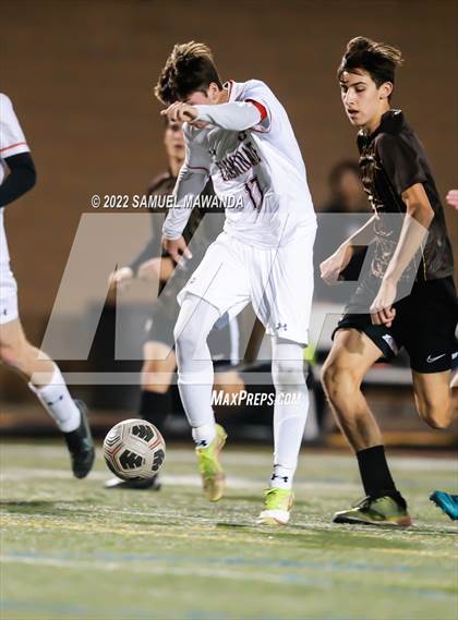 Thumbnail 2 in Crespi vs Chaminade photogallery.