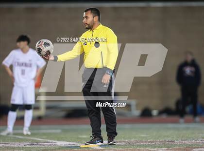 Thumbnail 3 in Crespi vs Chaminade photogallery.