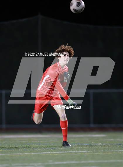 Thumbnail 2 in Crespi vs Chaminade photogallery.