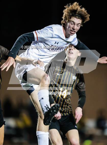 Thumbnail 2 in Crespi vs Chaminade photogallery.
