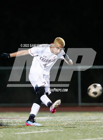 Thumbnail 2 in Crespi vs Chaminade photogallery.