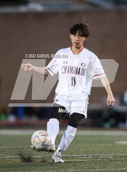 Thumbnail 3 in Crespi vs Chaminade photogallery.