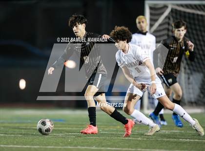 Thumbnail 2 in Crespi vs Chaminade photogallery.