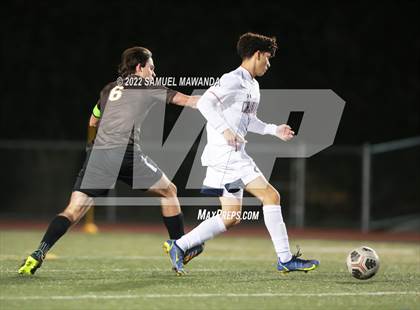 Thumbnail 2 in Crespi vs Chaminade photogallery.