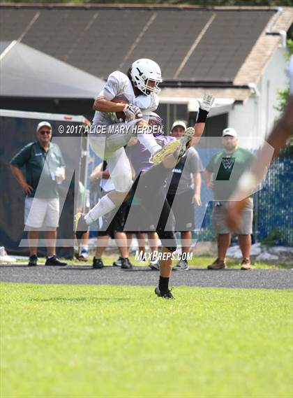 Thumbnail 3 in Hernando vs River Ridge (Scrimmage) photogallery.