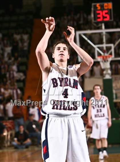 Thumbnail 1 in Harborfields vs. Byram Hills (NYSPHSAA Class A Semifinal) photogallery.