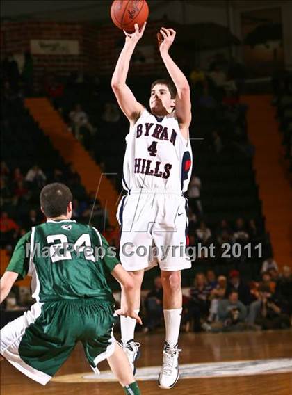 Thumbnail 2 in Harborfields vs. Byram Hills (NYSPHSAA Class A Semifinal) photogallery.