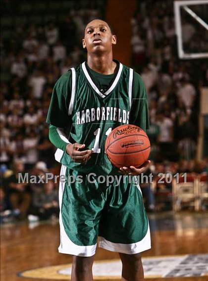 Thumbnail 3 in Harborfields vs. Byram Hills (NYSPHSAA Class A Semifinal) photogallery.