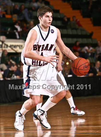 Thumbnail 1 in Harborfields vs. Byram Hills (NYSPHSAA Class A Semifinal) photogallery.