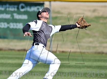 Thumbnail 2 in Howe @ Gunter (Gunter Classic) photogallery.