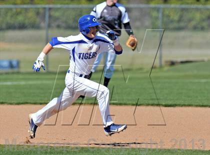 Thumbnail 3 in Howe @ Gunter (Gunter Classic) photogallery.