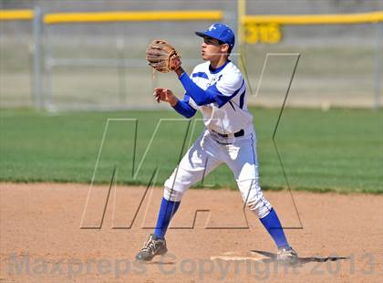 Thumbnail 2 in Howe @ Gunter (Gunter Classic) photogallery.