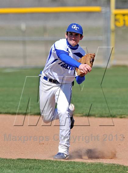 Thumbnail 3 in Howe @ Gunter (Gunter Classic) photogallery.