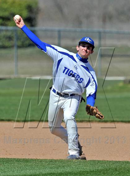 Thumbnail 2 in Howe @ Gunter (Gunter Classic) photogallery.