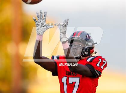 Thumbnail 3 in Omaha Northwest @ Lincoln High photogallery.