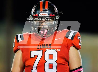 Thumbnail 3 in Omaha Northwest @ Lincoln High photogallery.