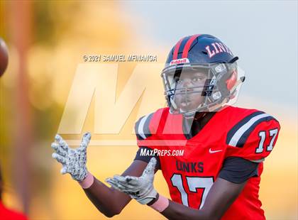 Thumbnail 2 in Omaha Northwest @ Lincoln High photogallery.