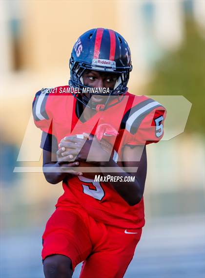 Thumbnail 1 in Omaha Northwest @ Lincoln High photogallery.