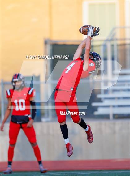 Thumbnail 2 in Omaha Northwest @ Lincoln High photogallery.