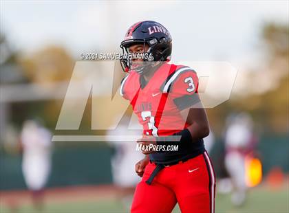 Thumbnail 3 in Omaha Northwest @ Lincoln High photogallery.