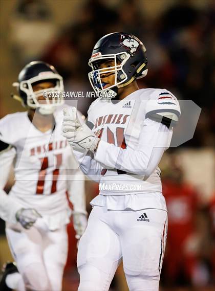 Thumbnail 3 in Omaha Northwest @ Lincoln High photogallery.