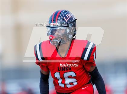 Thumbnail 1 in Omaha Northwest @ Lincoln High photogallery.