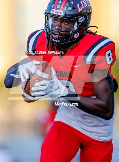 Thumbnail 3 in Omaha Northwest @ Lincoln High photogallery.