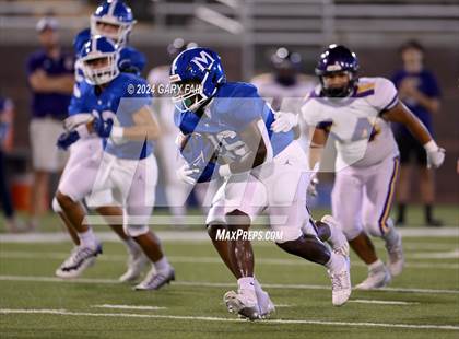 Thumbnail 1 in Chattanooga Central vs McCallie (Blue Cross Bowl) photogallery.