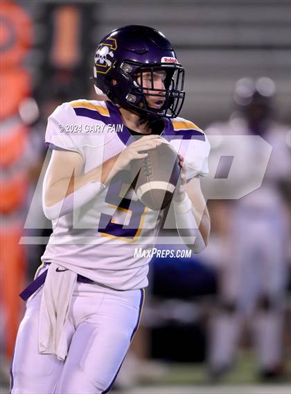 Thumbnail 1 in Chattanooga Central vs McCallie (Blue Cross Bowl) photogallery.