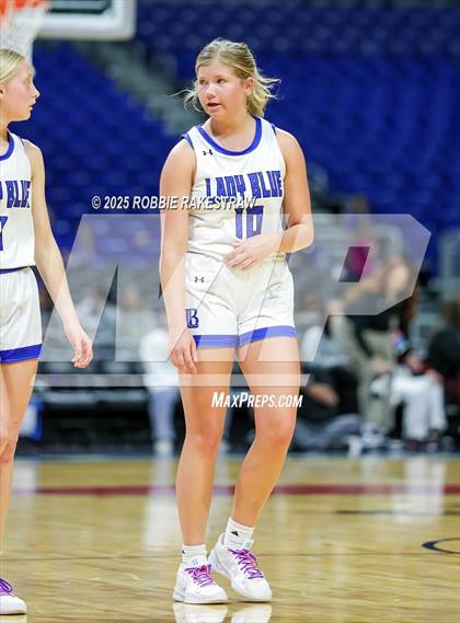 Thumbnail 2 in Farwell vs. Martins Mill (UIL 2A Basketball Division II Final) photogallery.