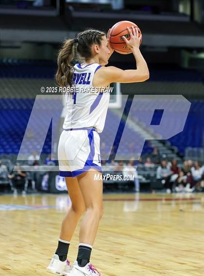 Thumbnail 3 in Farwell vs. Martins Mill (UIL 2A Basketball Division II Final) photogallery.