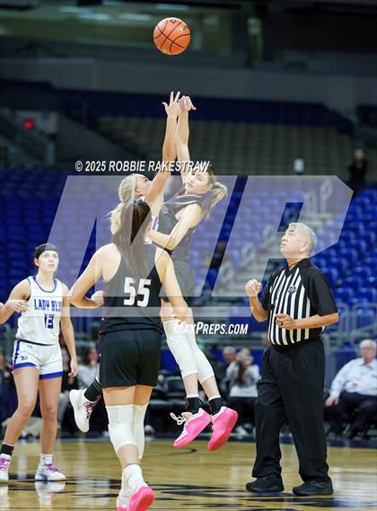 Thumbnail 1 in Farwell vs. Martins Mill (UIL 2A Basketball Division II Final) photogallery.