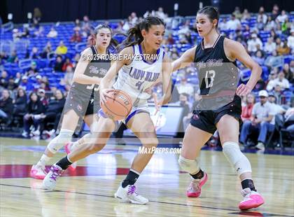 Thumbnail 2 in Farwell vs. Martins Mill (UIL 2A Basketball Division II Final) photogallery.